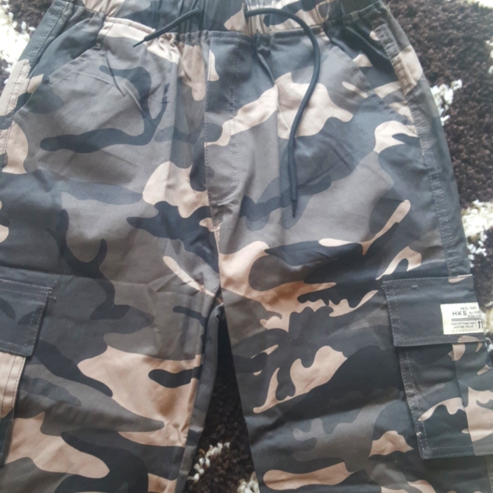 HKS bt Boris como pants